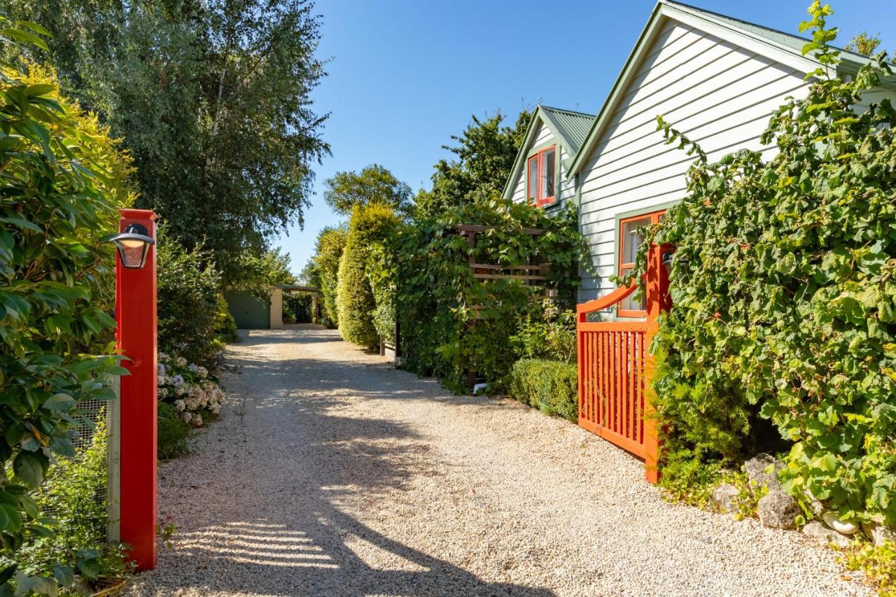 Shy Cottage And Studio Greytown Bagian luar foto